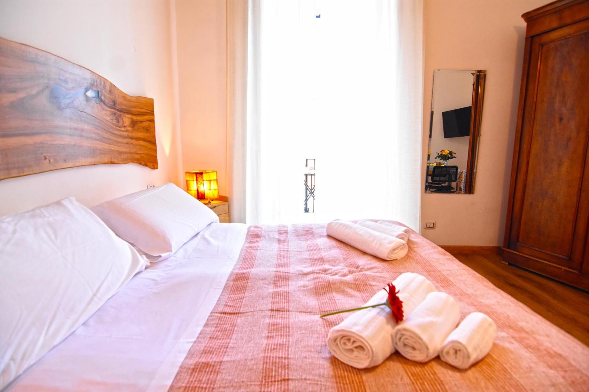 Hotel Sunrise Luxury Neapel Exterior foto